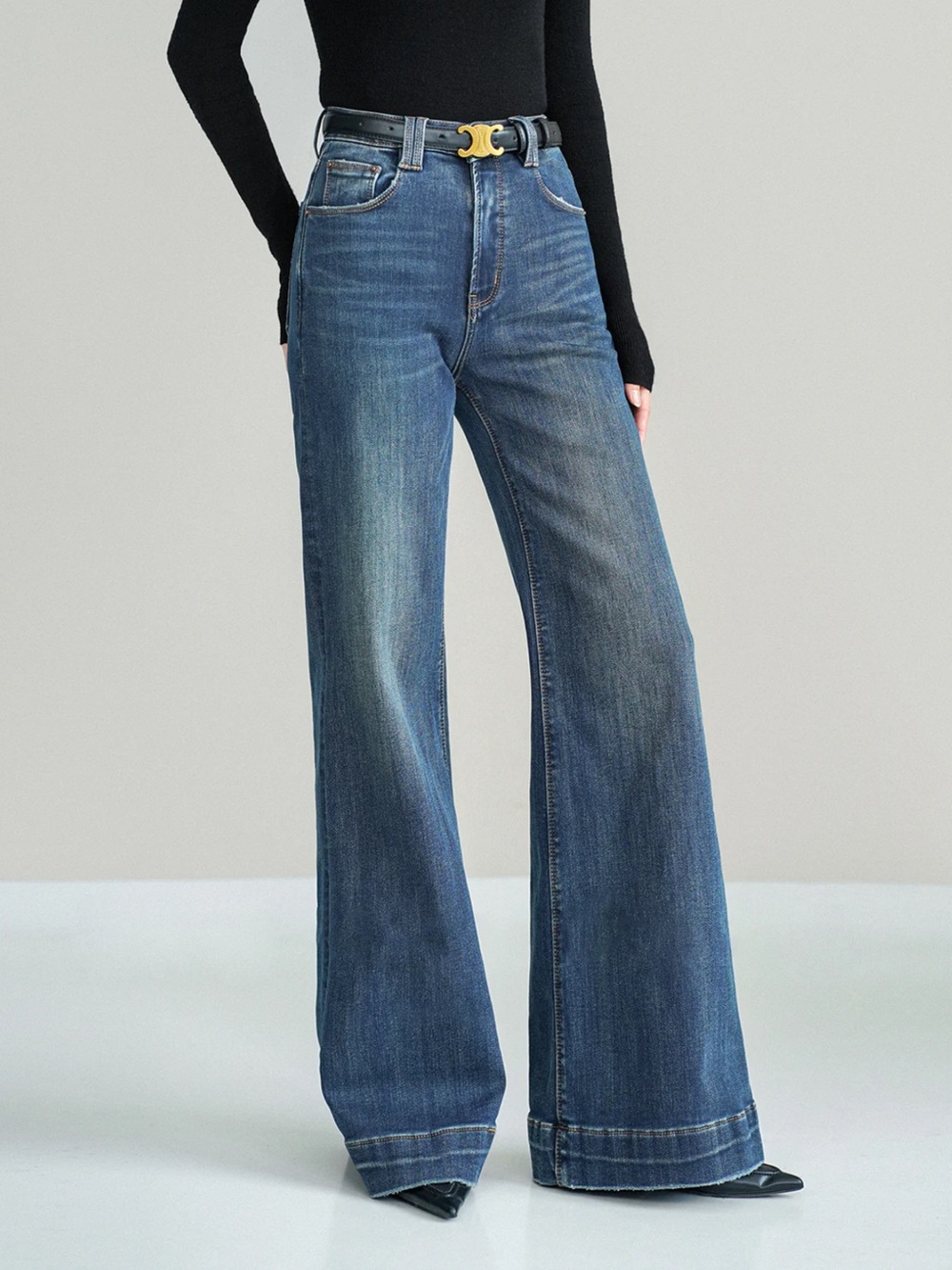 Commense Bootcut Jeans – S (Sold Out, Mid Waist, NWT) - Picture 2 of 8